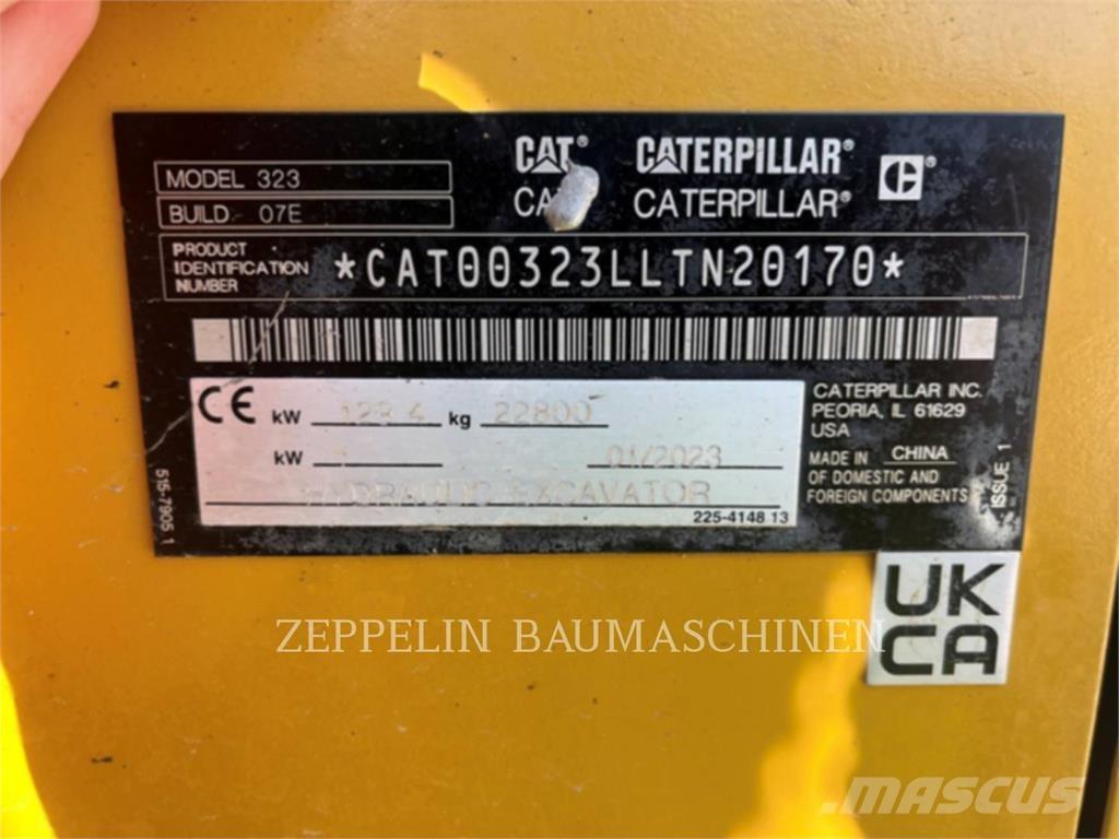 CAT 323-07D Bandgrävare