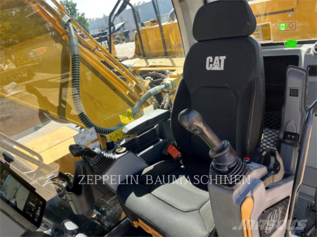 CAT 323-07D Bandgrävare