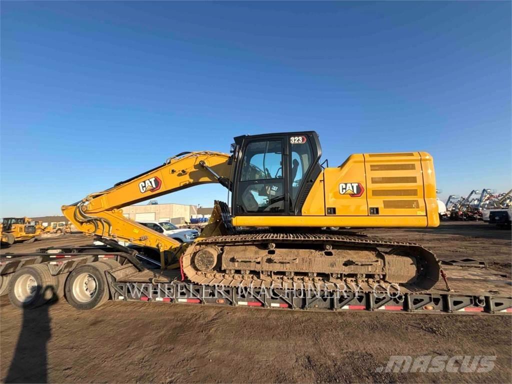 CAT 323 CF Bandgrävare