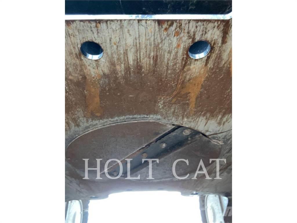 CAT 323 TC Bandgrävare