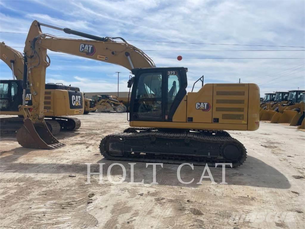 CAT 323 TC Bandgrävare