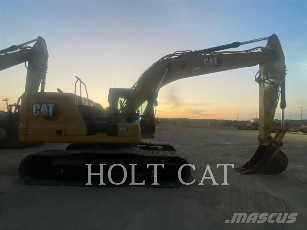 CAT 323 TC Bandgrävare