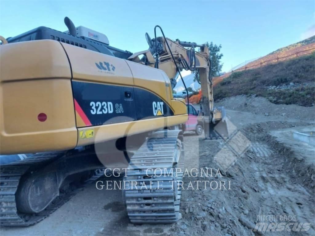 CAT 323DSA Bandgrävare