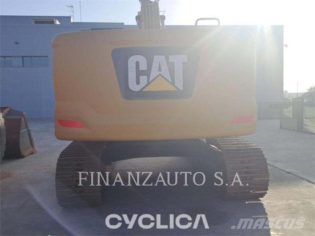 CAT 323E Bandgrävare