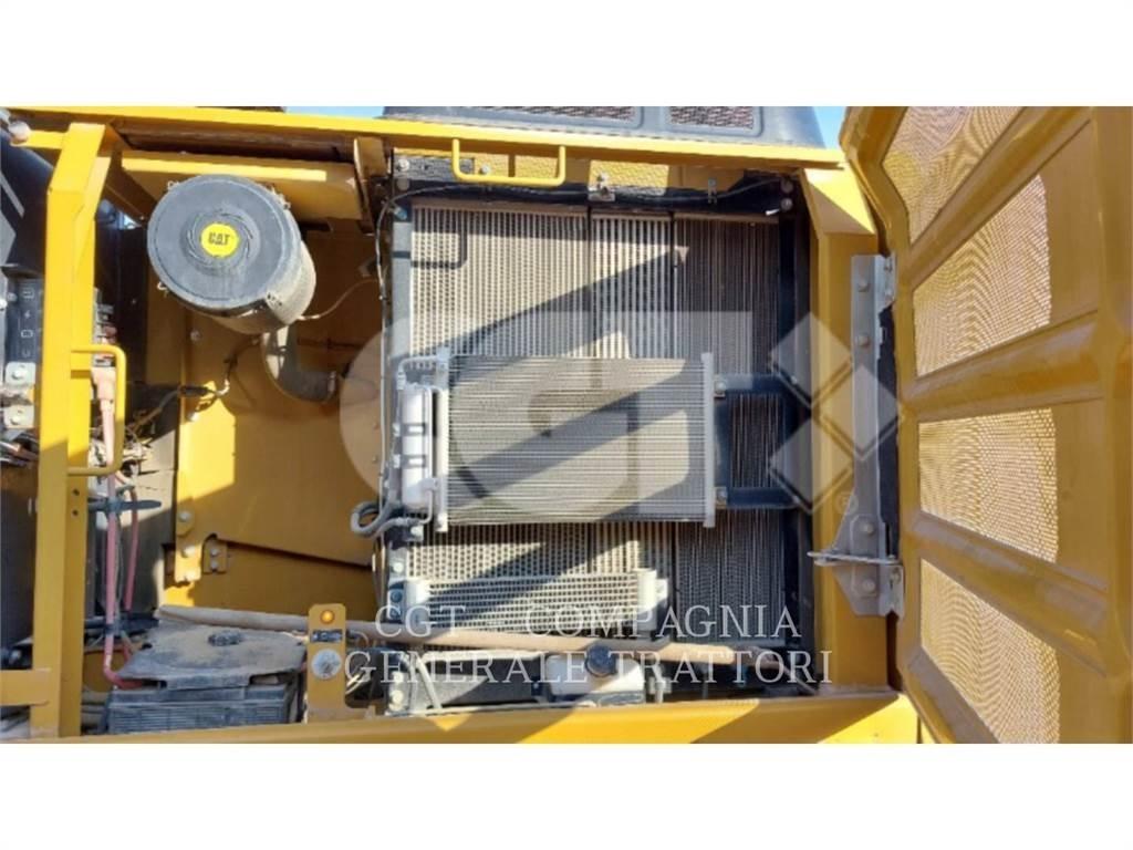 CAT 323F Bandgrävare