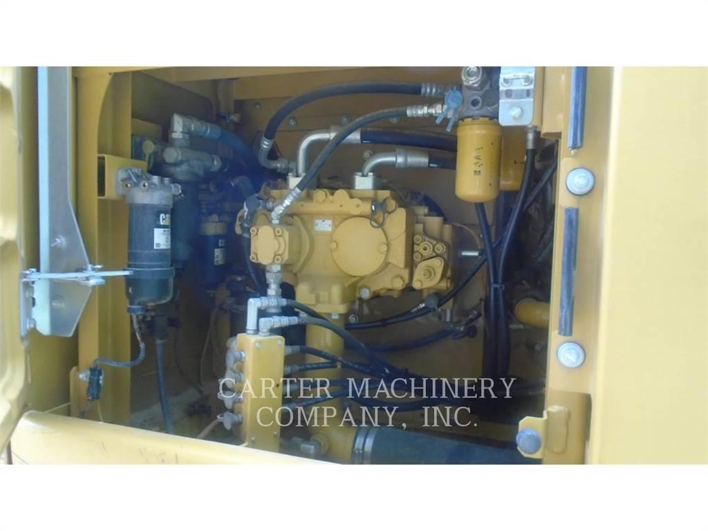 CAT 323FL Bandgrävare