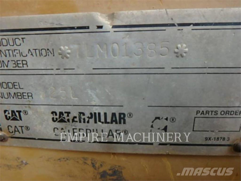 CAT 325 Bandgrävare