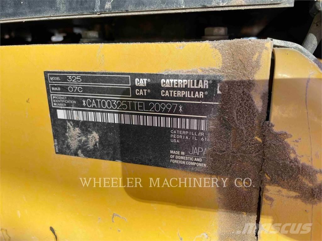 CAT 325 CF Bandgrävare