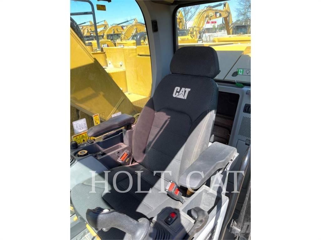 CAT 325 TC Bandgrävare