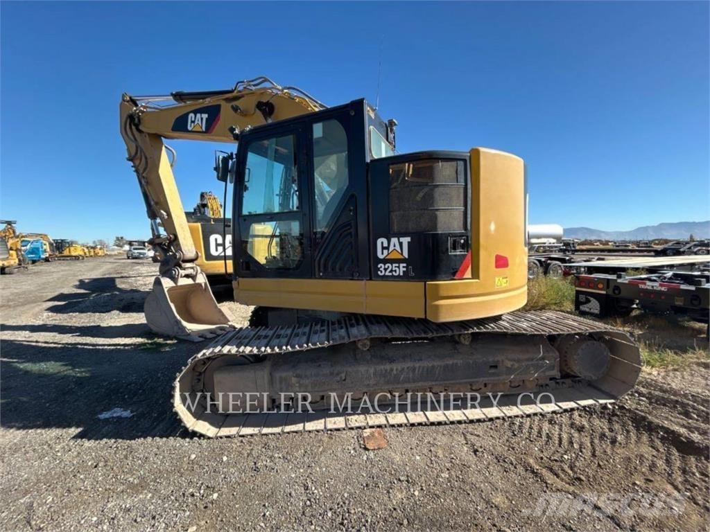 CAT 325F CR CF Bandgrävare