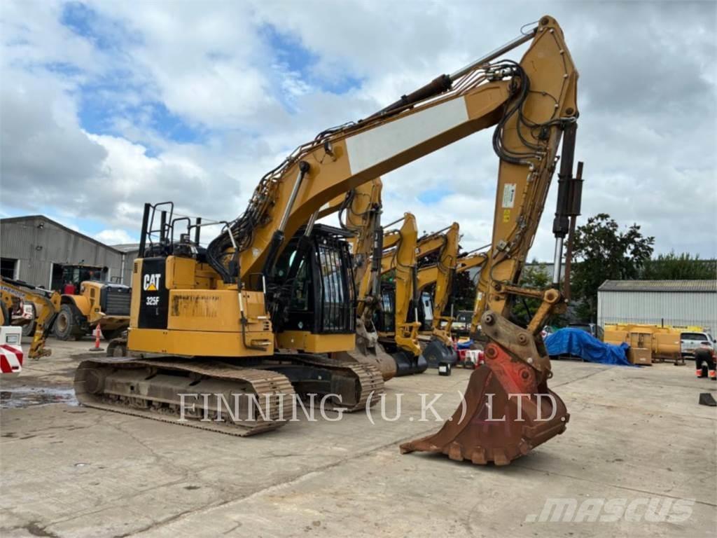 CAT 325FL Bandgrävare