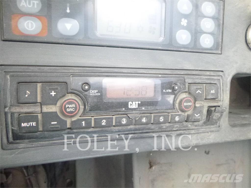 CAT 325FLCR Bandgrävare