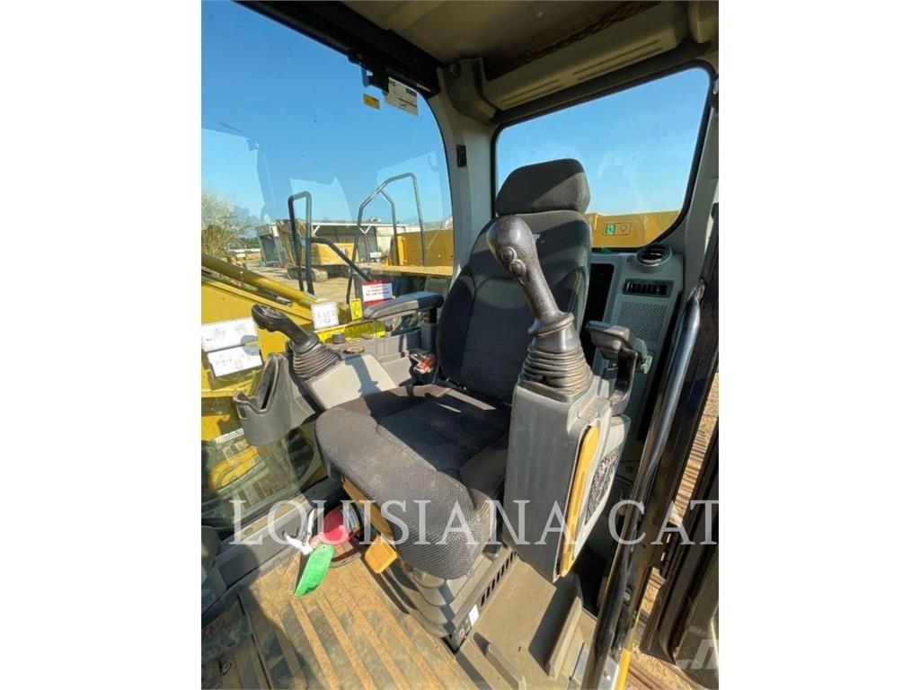 CAT 326 LR Bandgrävare
