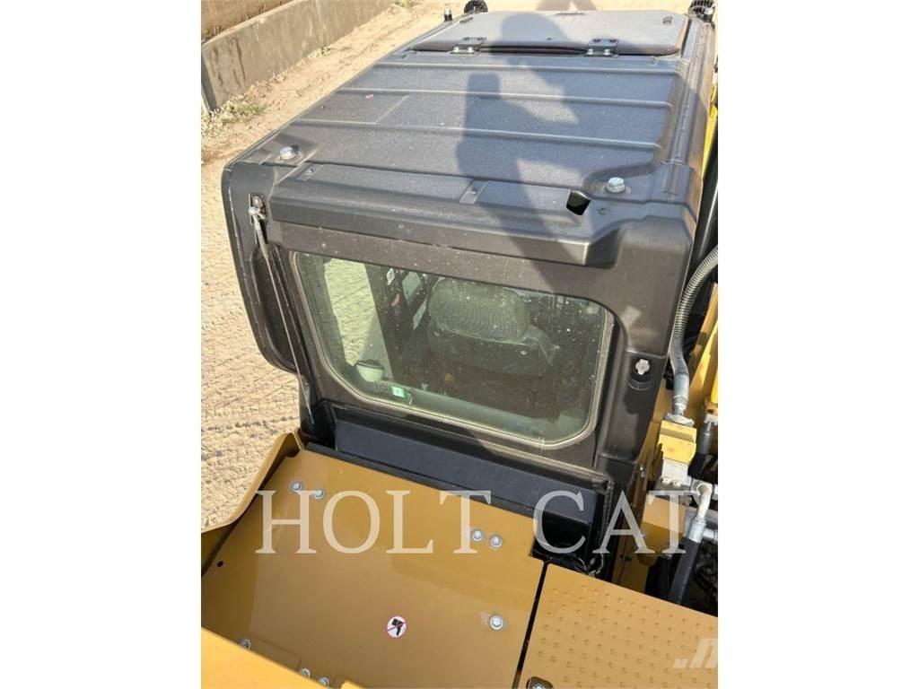 CAT 326 TC Bandgrävare