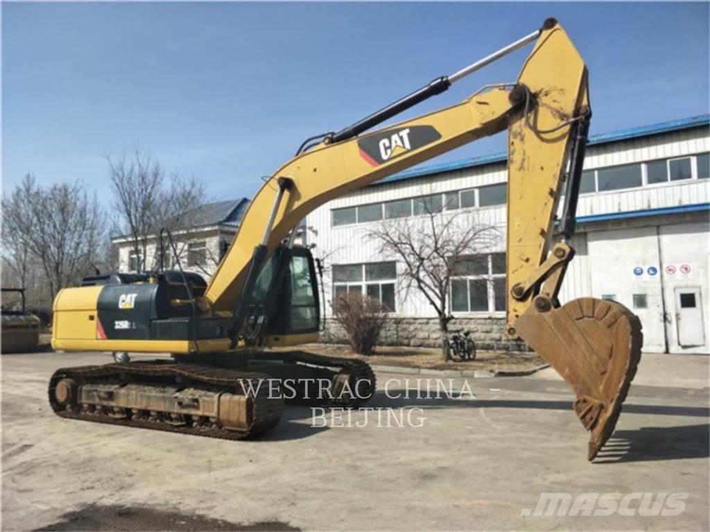 CAT 326D2L Bandgrävare