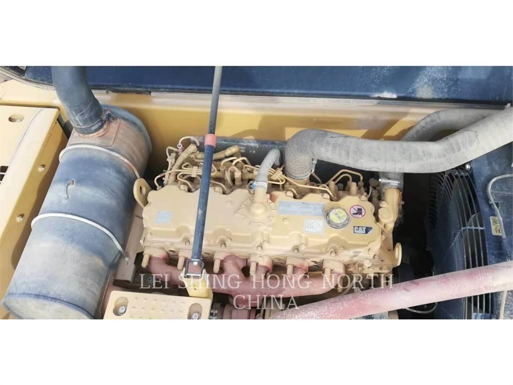 CAT 326D2L Bandgrävare