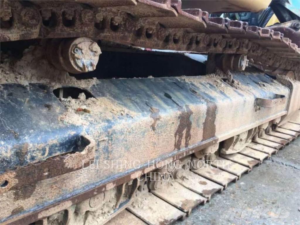 CAT 326D2L Bandgrävare