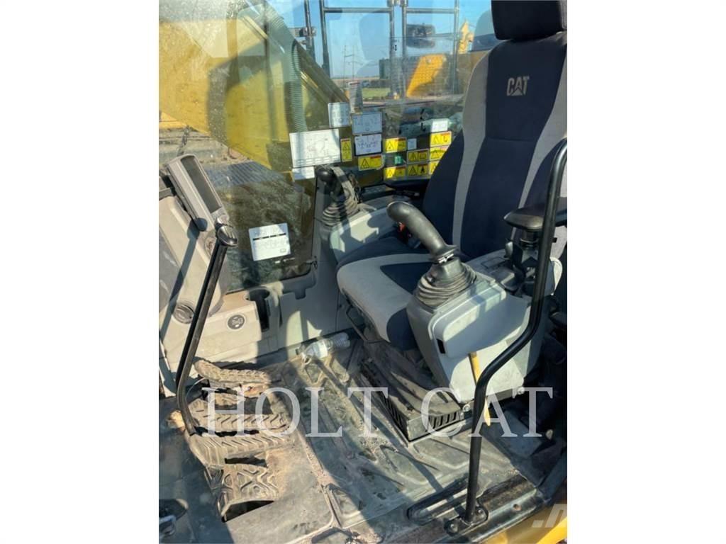 CAT 326FL TC Bandgrävare
