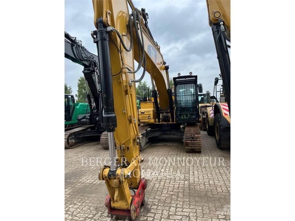 CAT 326FLN Bandgrävare