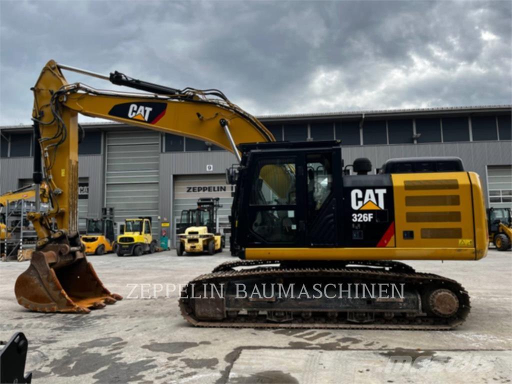 CAT 326FLN Bandgrävare