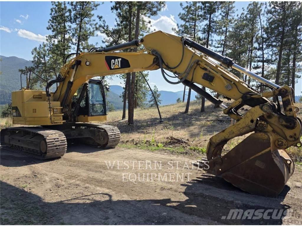 CAT 328D Bandgrävare