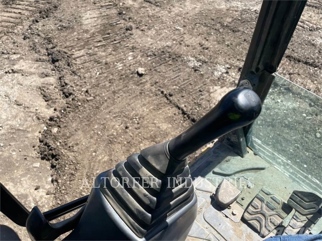 CAT 328DL HMR Bandgrävare