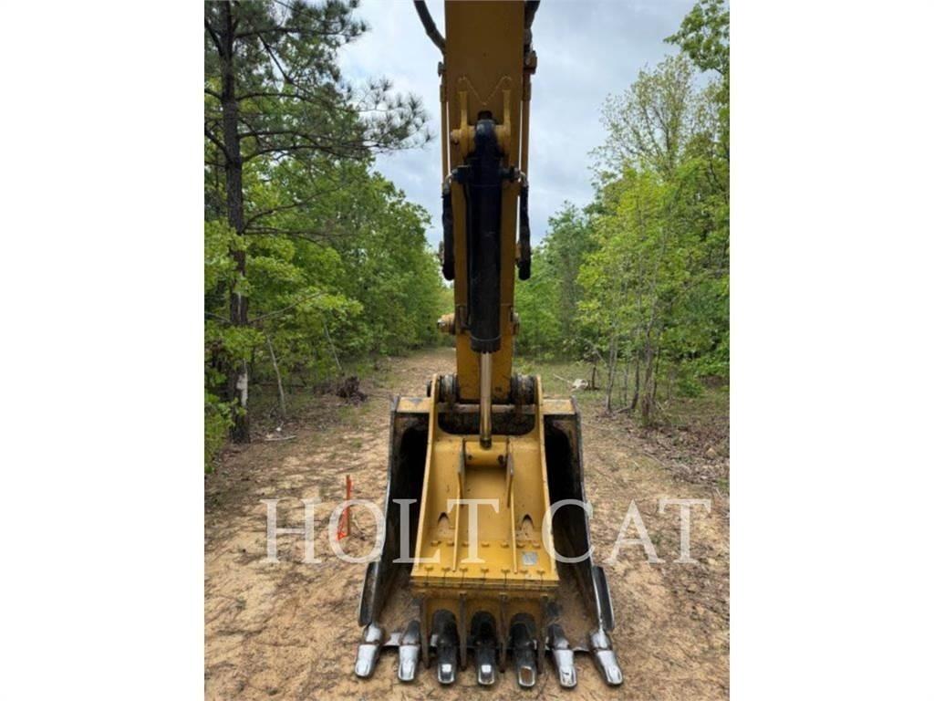 CAT 329FL Bandgrävare