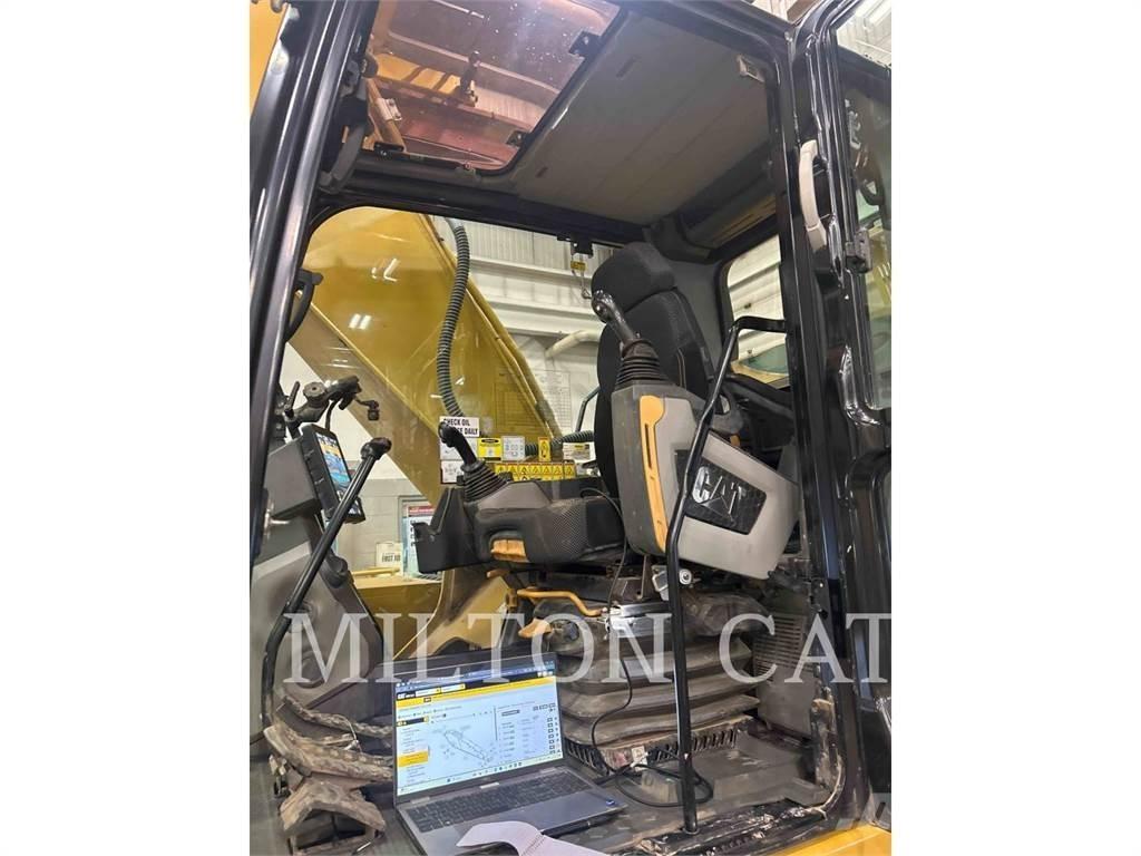 CAT 330 Bandgrävare
