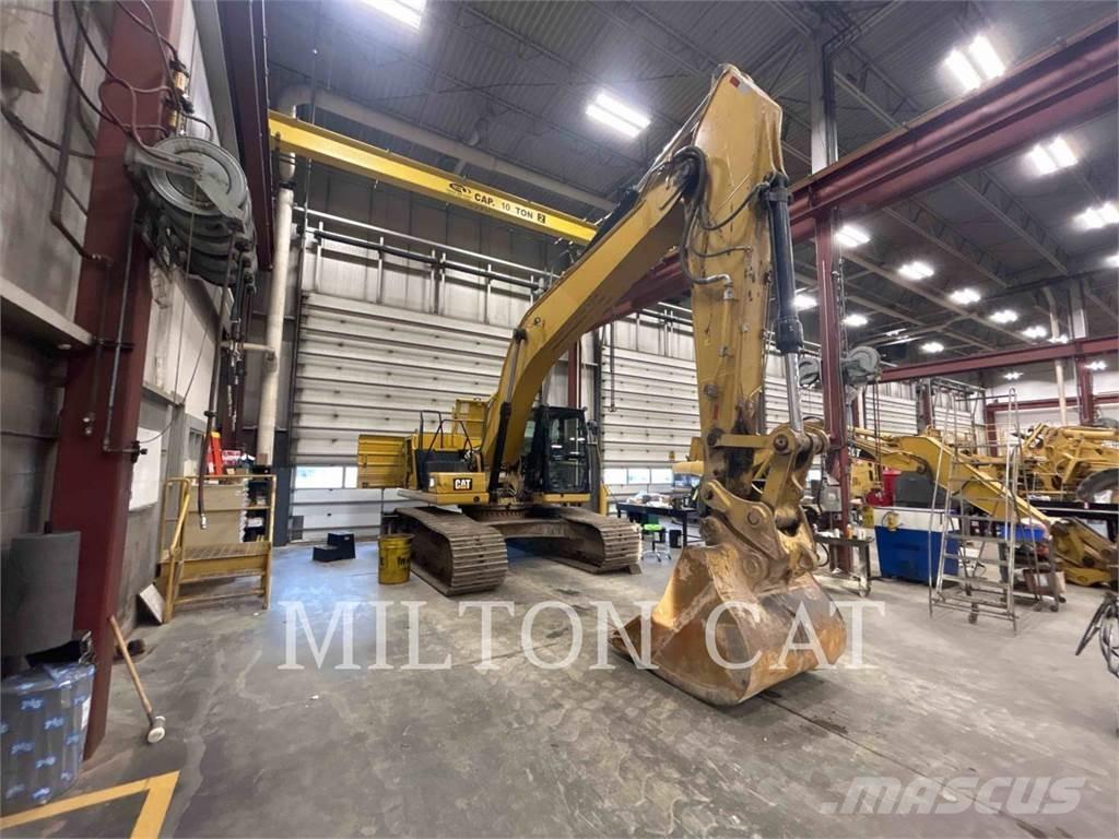 CAT 330 Bandgrävare