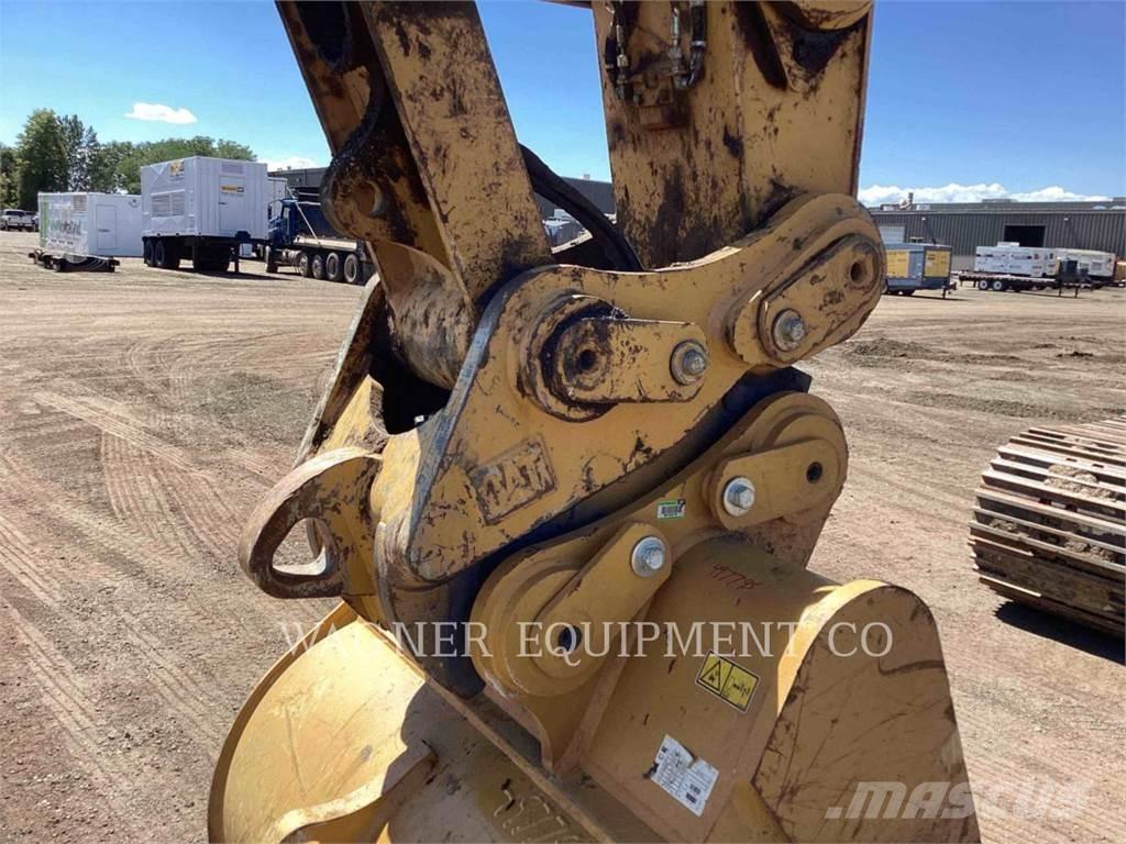 CAT 330 Bandgrävare