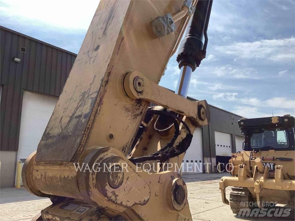 CAT 330 Bandgrävare