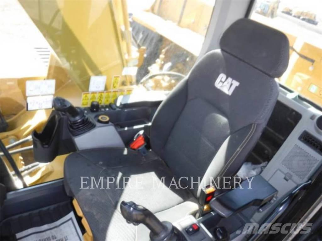 CAT 330-07 Bandgrävare