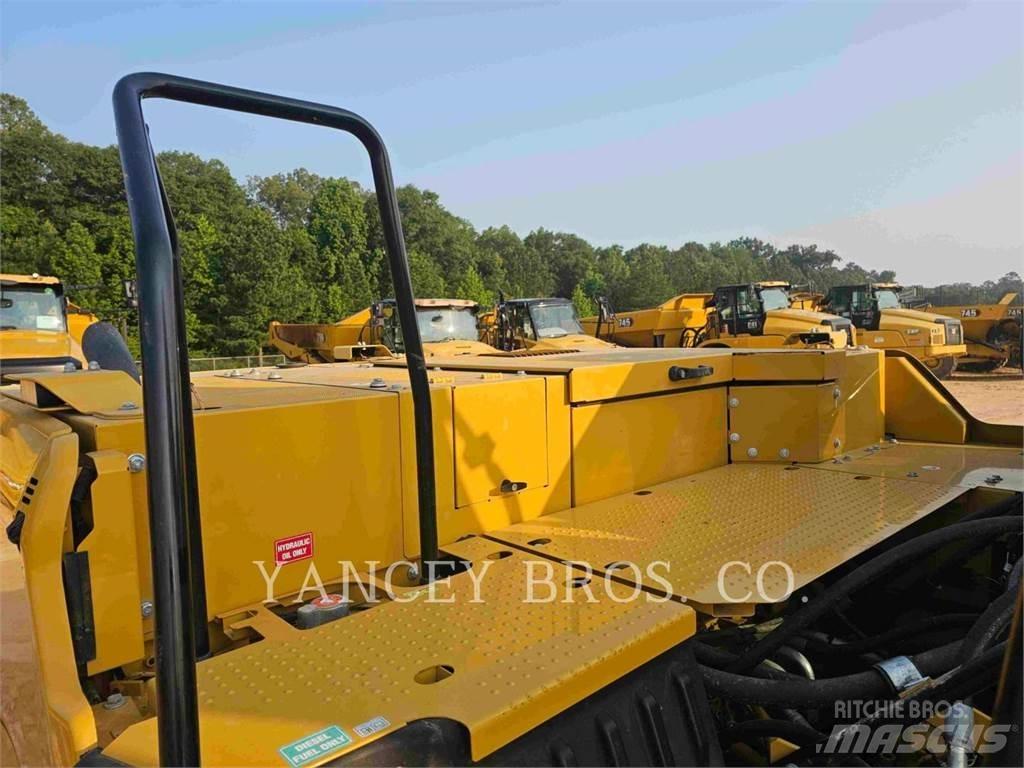 CAT 33007 Bandgrävare