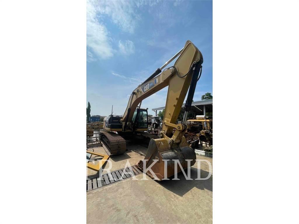 CAT 330D2L Bandgrävare
