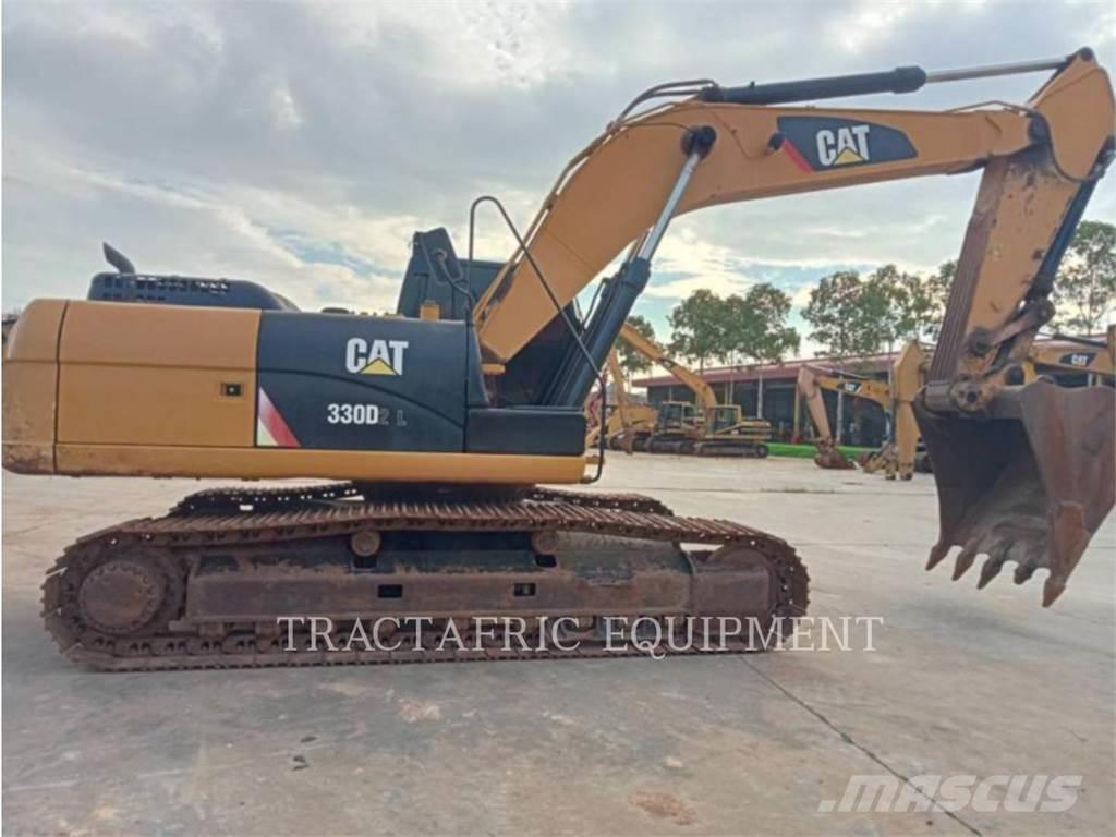 CAT 330D2L Bandgrävare