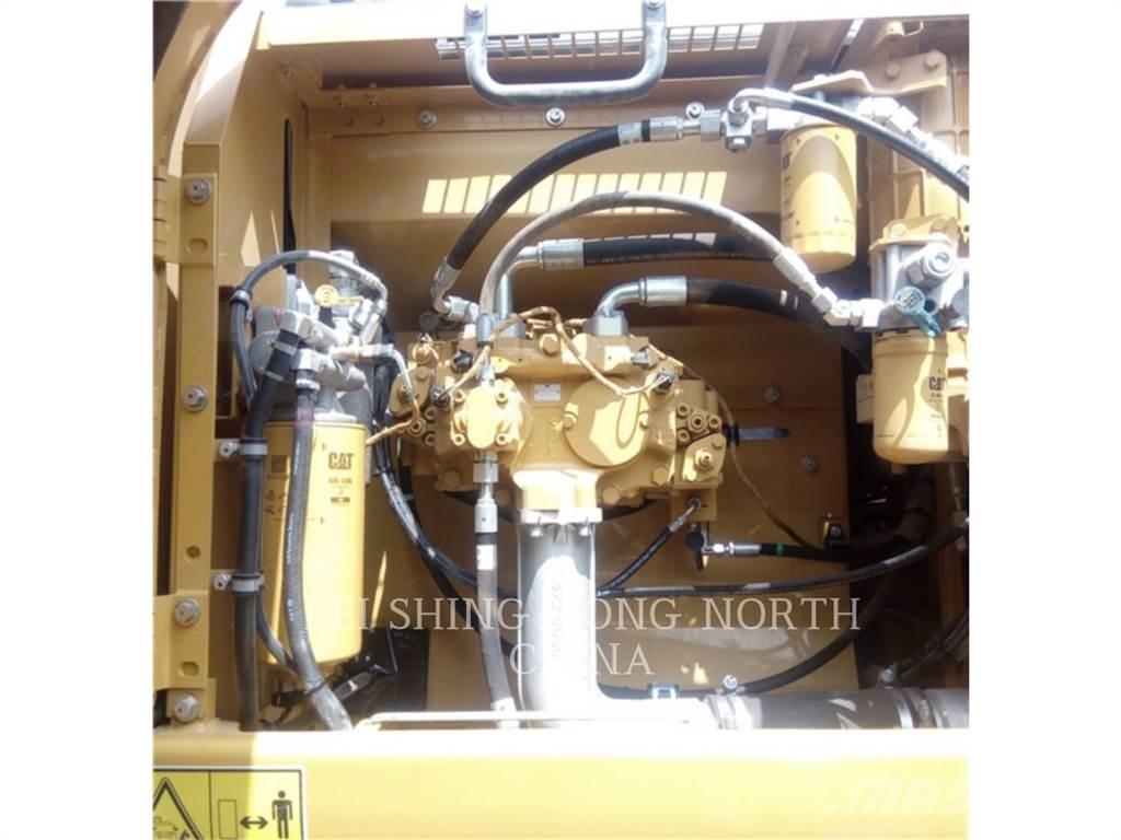 CAT 330D2L Bandgrävare