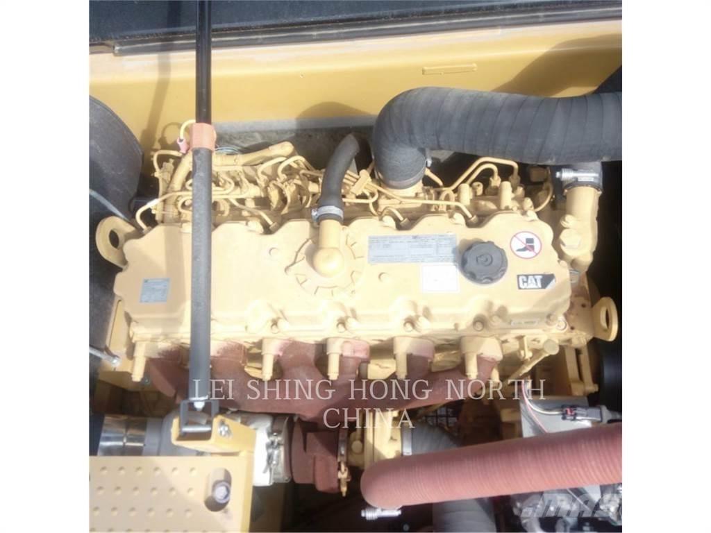 CAT 330D2L Bandgrävare