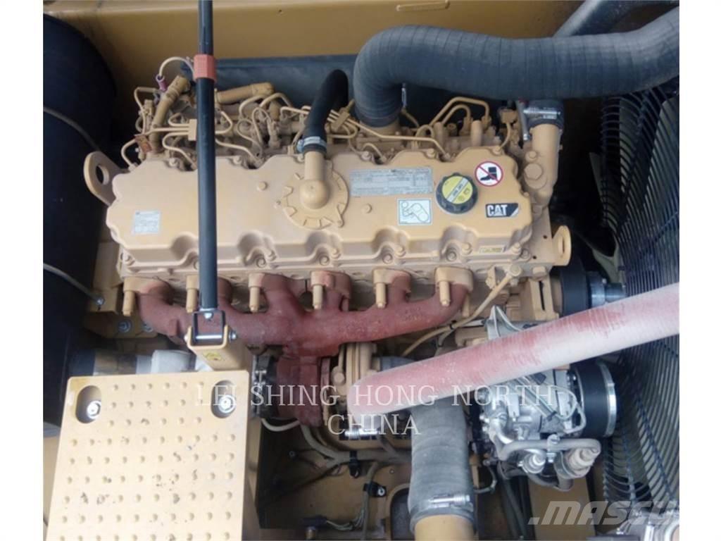 CAT 330D2L Bandgrävare