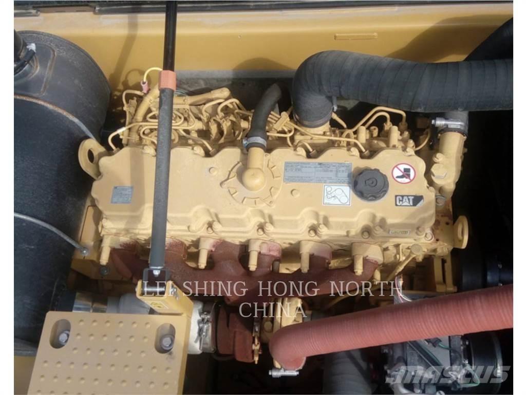 CAT 330D2L Bandgrävare