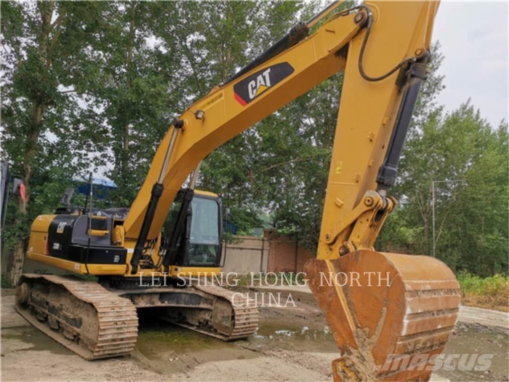 CAT 330D2L Bandgrävare