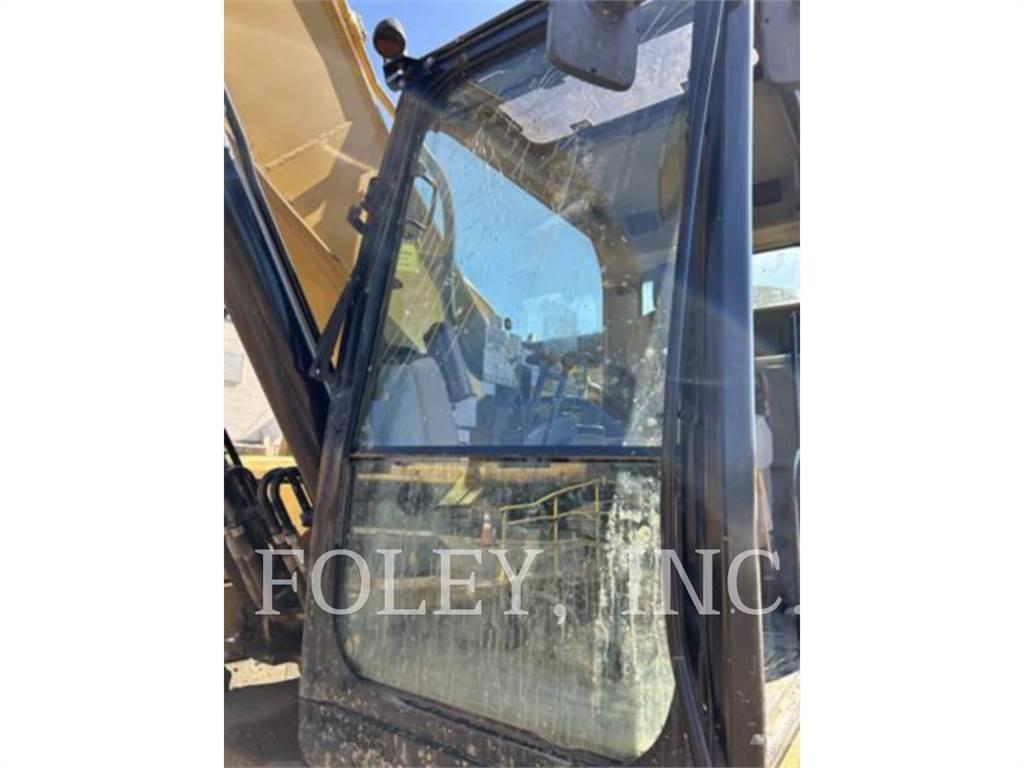 CAT 330FL Bandgrävare