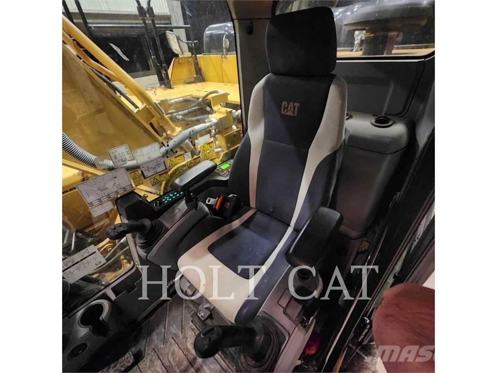 CAT 330FL TC Bandgrävare