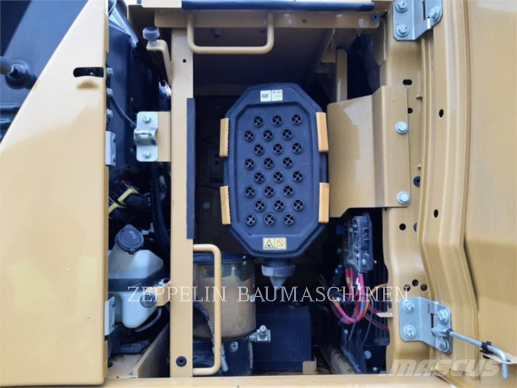 CAT 330GC Bandgrävare