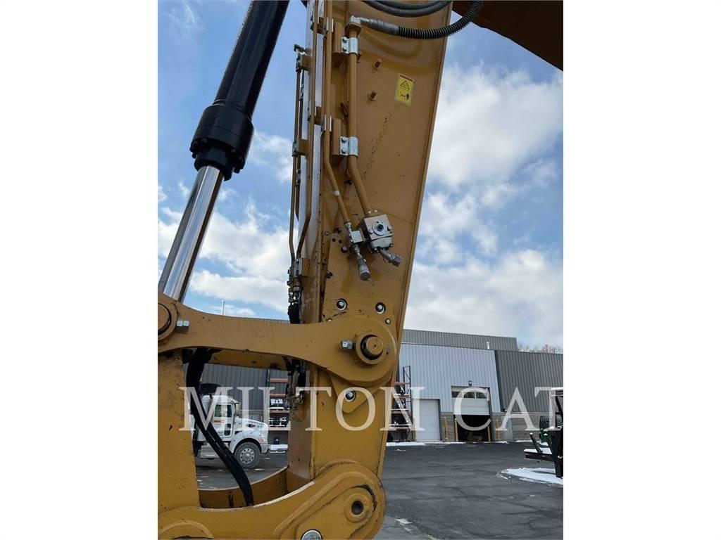 CAT 335 Bandgrävare