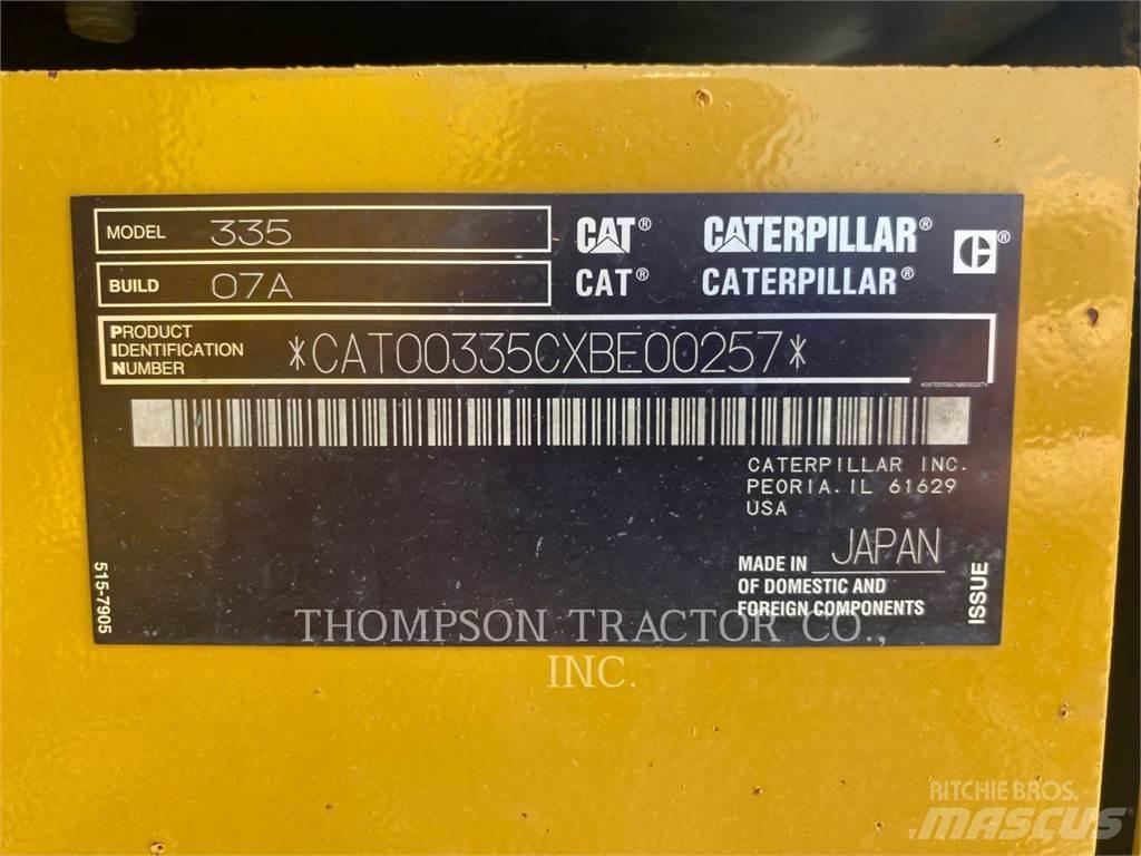 CAT 335 Bandgrävare