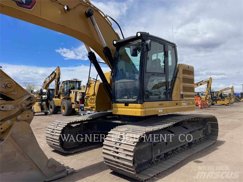 CAT 335 Bandgrävare