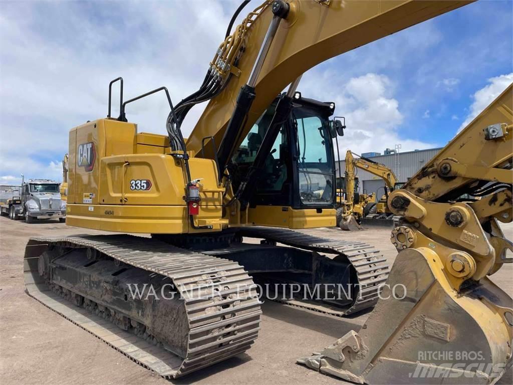 CAT 335 Bandgrävare