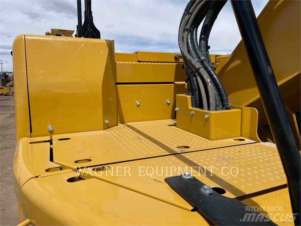CAT 335 Bandgrävare