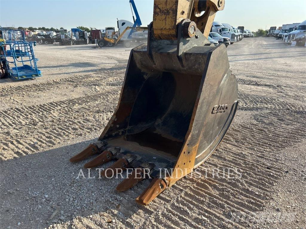 CAT 335F LCR Bandgrävare