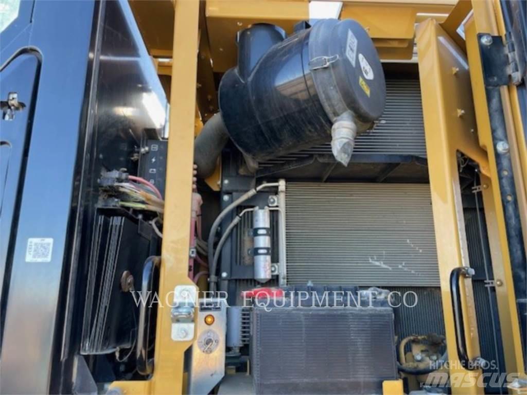 CAT 335FL Bandgrävare
